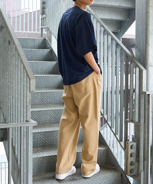 WEGO（ウィゴー）の「WEGO/アクセ付きカレッジ半袖Tシャツ（Tシャツ/カットソー・メンズ・ダークグリーン/ホワイト/ネイビー・MEDIUM/LARGE）」の8枚目の写真