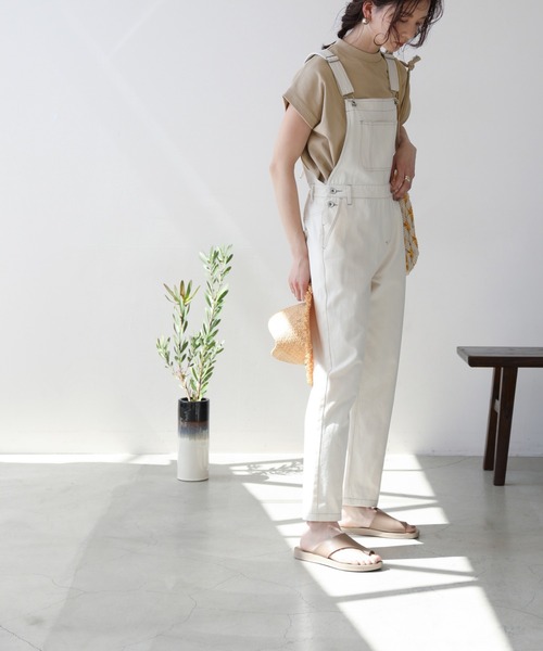 frames RAY CASSIN（フレームスレイカズン）の「WEB限定．フレンチスリーブモックネックTシャツ(無地/ボーダー)（Tシャツ/カットソー・レディース・ブラック/ベージュ/オフホワイト/ピンク/ネイビー/ネイビー系/ピンク系・FREE）」の17枚目の写真