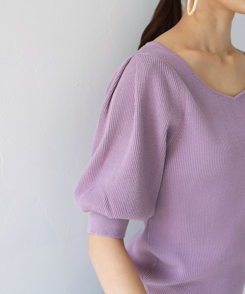 HER CLOSET（ハークローゼット）の「【TWENTY THREE】WEB限定ハートネックパフスリーブリブニットトップス（ニット/セーター・レディース・ブラック/パープル/イエロー/アイボリー・M）」の7枚目の写真