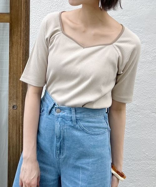 mysty woman（ミスティウーマン）の「バックオープンパイピングプルオーバー 297713（Tシャツ/カットソー・レディース・ブラック/オフホワイト/ベージュ・FREE）」の11枚目の写真