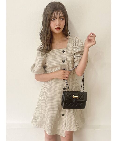 dazzlin レトロ ミニワンピース dazzlin（ダズリン）の「レトロスリーブミニワンピース