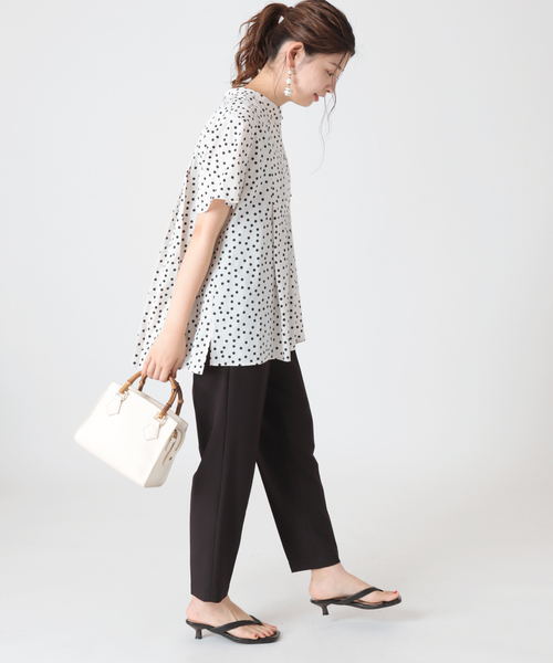 B.C STOCK（ベーセーストック）の「カラーテーパードパンツ（スラックス・レディース・グリーン/ホワイト/ベージュ/ブラック/ピンク・MEDIUM/SMALL）」の9枚目の写真