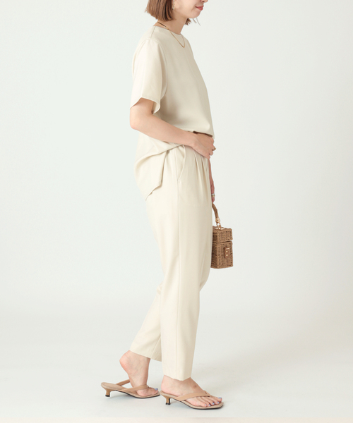 B.C STOCK（ベーセーストック）の「カラーテーパードパンツ（スラックス・レディース・グリーン/ホワイト/ベージュ/ブラック/ピンク・MEDIUM/SMALL）」の11枚目の写真