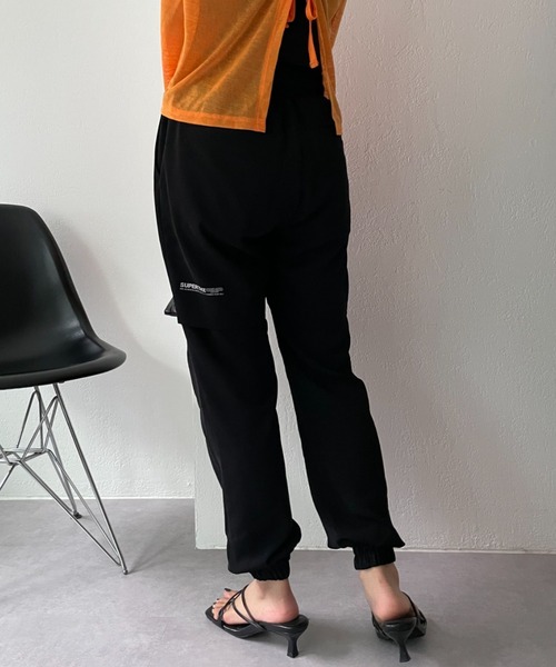 SUPERTHANKS（スーパーサンクス）の「【SUPERTHANKS / スーパーサンクス】VENTILATION JOG パンツ（スウェットパンツ・レディース・ブラック/クリーム・SMALL/X-SMALL）」の3枚目の写真