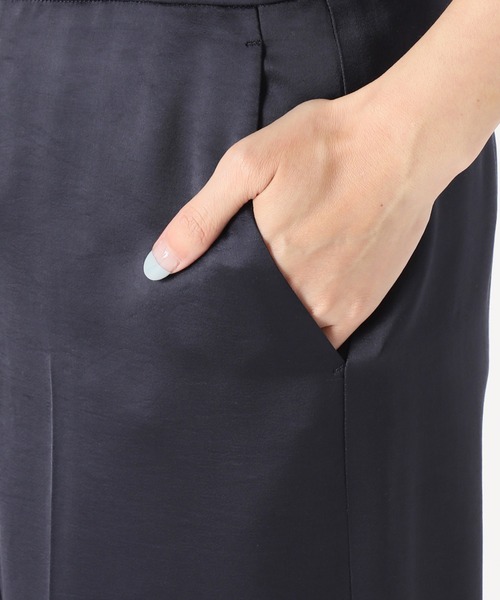 AP STUDIO（エーピーストゥディオ）の「ストレートサテンパンツ（その他パンツ・レディース・ネイビー/グレー・40/38/36/34）」の19枚目の写真