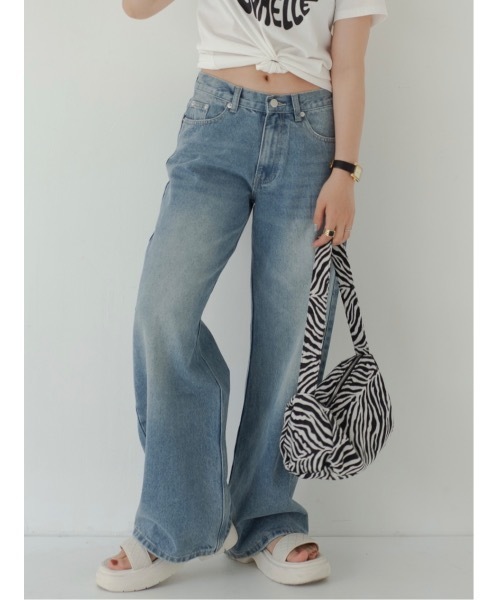 JUMELLE(ジュメロ)の「ローライズデニムパンツ(デニムパンツ・レディース・ブルー・SMALL/MEDIUM)」の19枚目の写真