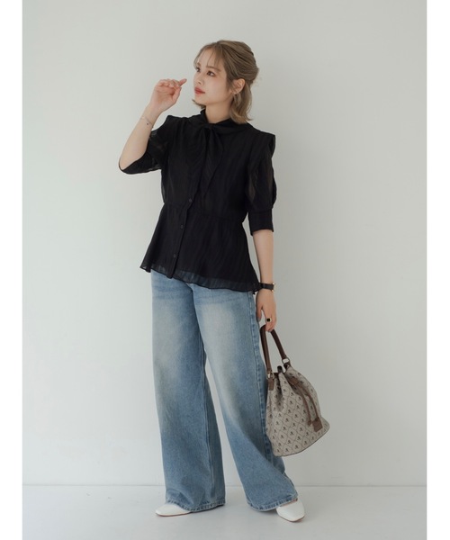 JUMELLE(ジュメロ)の「ローライズデニムパンツ(デニムパンツ・レディース・ブルー・SMALL/MEDIUM)」の15枚目の写真