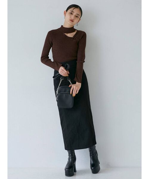 MURUA(ムルーア)の「ミニスクエアバッグ(ショルダーバッグ・レディース・ブラック・FREE)」の2枚目の写真