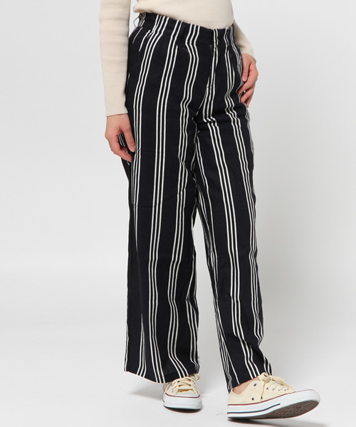 Chico（チコ）の「ストライプワイドPT（その他パンツ・レディース・ホワイト/ネイビー・FREE）」の4枚目の写真