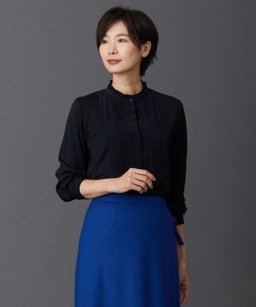 J.PRESS Ladies(J.プレス レディス)の「ウォッシャブルウールジャージー フリル衿 カットソー(Tシャツ/カットソー・レディース・ライトグレー系/サックスブルー系/ふじ色系/ネイビー系・SMALL)」の3枚目の写真