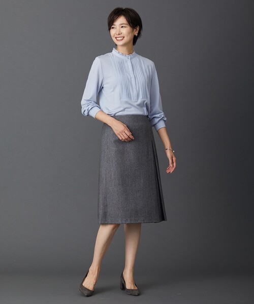J.PRESS Ladies(J.プレス レディス)の「ウォッシャブルウールジャージー フリル衿 カットソー(Tシャツ/カットソー・レディース・ライトグレー系/サックスブルー系/ふじ色系/ネイビー系・SMALL)」の7枚目の写真