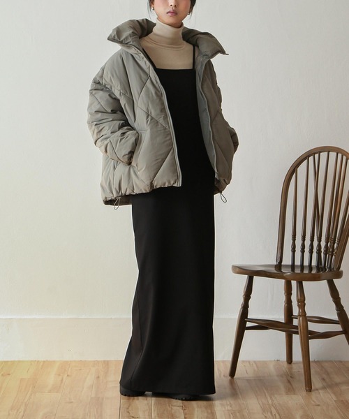 Chillfar(チルファー)の「ダイヤキルトBIG中綿ダウンジャケット(ダウンジャケット/コート・レディース・ブラック/カーキ/アイボリー・MEDIUM/LARGE)」の7枚目の写真