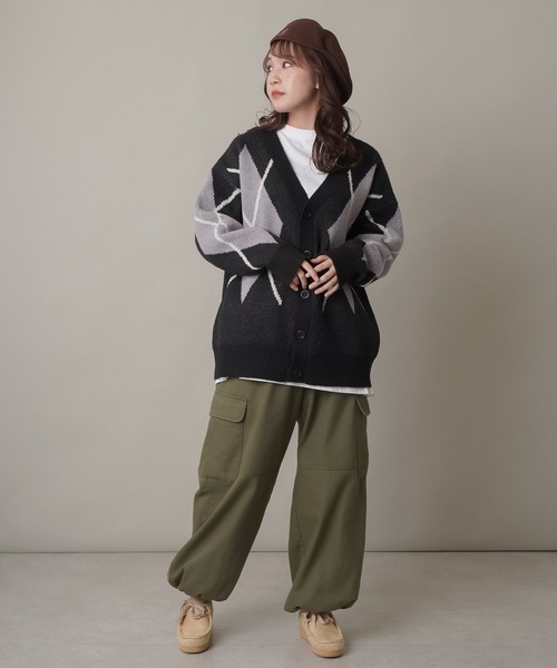 SPINNS（スピンズ）の「フェイクスウェードブーツ（ブーツ・レディース・ブラック/ベージュ・L/LL/M）」の15枚目の写真