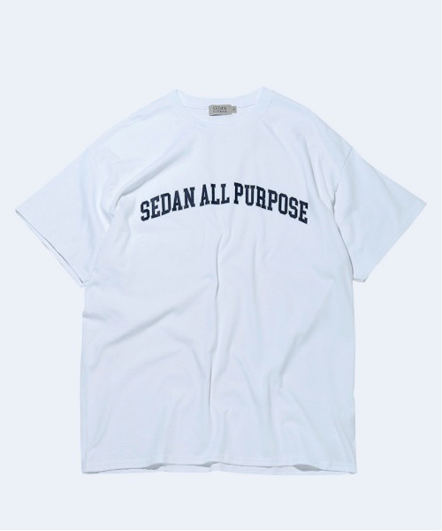 And A(アンドエー)の「SEDAN ALL-PURPOSE セダンオールパーパス / Arch Logo S/S Tee オーバーサイズ アーチロゴプリントTシャツ / SD23S-CT09(Tシャツ/カットソー・メンズ・アッシュグレー/ホワイト・LARGE/X-LARGE)」の4枚目の写真