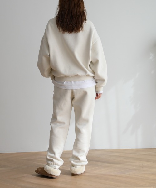 CANAL JEAN（キャナルジーン）の「El mar(エルマール) ピグメント裏起毛スウェットセットアップ（セットアップ・レディース・ライトベージュ・ONE SIZE）」の3枚目の写真