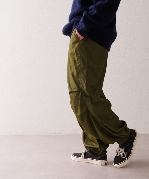 CIAOPANIC TYPY（チャオパニックティピー）の「【WEB限定】【ユニセックス】パラシュートタックナイロンイージーワイドパンツ（カーゴパンツ・メンズ・ベージュ系その他/ブラック/チャコールグレー/ネイビー/オリーブ・M/L）」の8枚目の写真