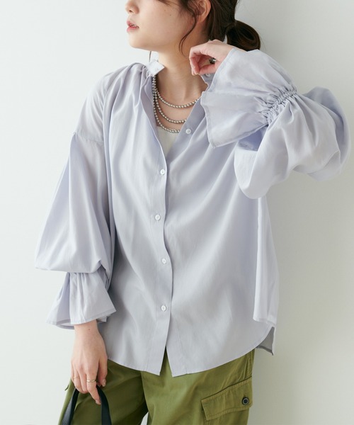 PUAL CE CIN(ピュアルセシン)の「【Du noir】袖フレアブラウス(シャツ/ブラウス・レディース・オフホワイト/ブルー系・FREE)」の2枚目の写真