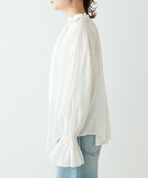 PUAL CE CIN(ピュアルセシン)の「【Du noir】袖フレアブラウス(シャツ/ブラウス・レディース・オフホワイト/ブルー系・FREE)」の6枚目の写真