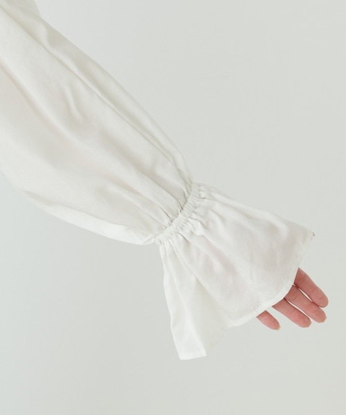 PUAL CE CIN(ピュアルセシン)の「【Du noir】袖フレアブラウス(シャツ/ブラウス・レディース・オフホワイト/ブルー系・FREE)」の18枚目の写真