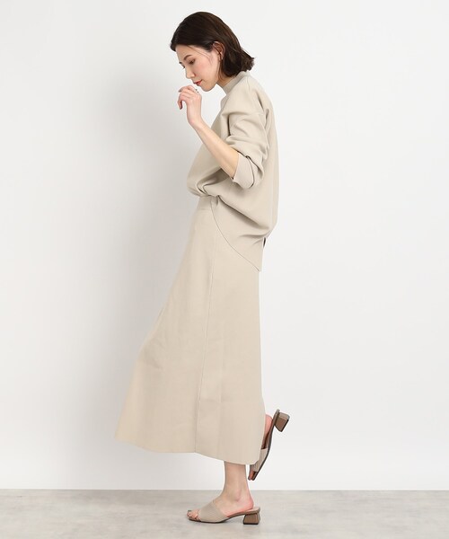 DRESKIP（ドレスキップ）の「◆後ろ姿も抜かりなく【セットアップ可】スポンディッシュニット（ニット/セーター・レディース・ブラック/ブルー/ナチュラル/レモンイエロー・02/03/04）」の16枚目の写真