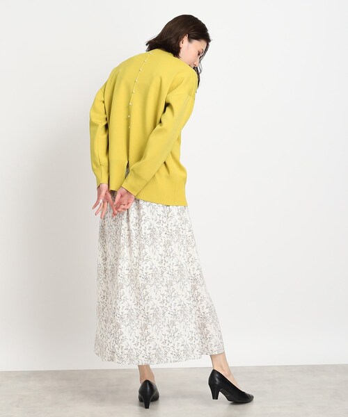 DRESKIP（ドレスキップ）の「◆後ろ姿も抜かりなく【セットアップ可】スポンディッシュニット（ニット/セーター・レディース・ブラック/ブルー/ナチュラル/レモンイエロー・02/03/04）」の22枚目の写真