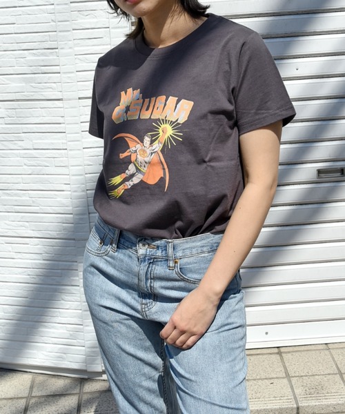 CUBE SUGAR(キューブシュガー)の「OE天竺ヒーロープリントTシャツ(Tシャツ/カットソー・レディース・ホワイト/スミクロ/ピンク・M)」の9枚目の写真