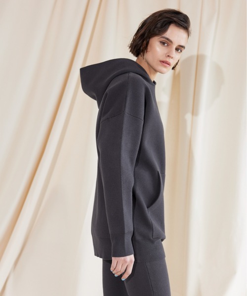 ALEXIA STAM(アリシアスタン)の「Smooth Knit Hoodie /スムースニットフーディー(パーカー・レディース・ライトベージュ/チャコールグレー・FREE)」の5枚目の写真