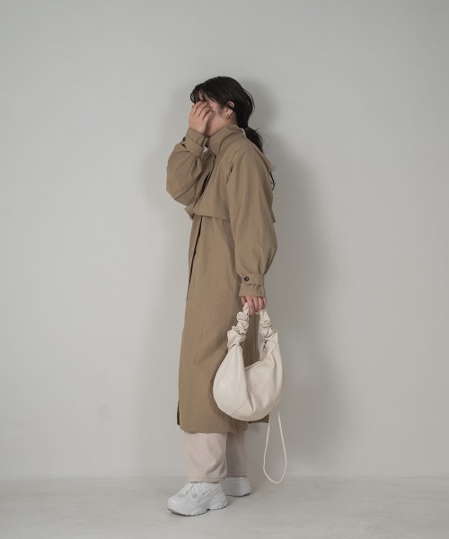 lawgy（ラウジー）の「drawstring 2way bag（ハンドバッグ・レディース・ブラック/アイボリー・FREE）」の7枚目の写真