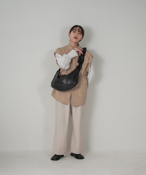 lawgy（ラウジー）の「drawstring 2way bag（ハンドバッグ・レディース・ブラック/アイボリー・FREE）」の9枚目の写真