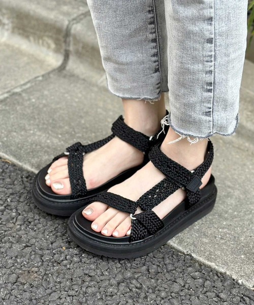 ASH(アッシュ)の「【UGO INTRECCIO】ベルトサンダル(サンダル・レディース・ブラック/ベージュ・35/37/36/38/39)」の7枚目の写真