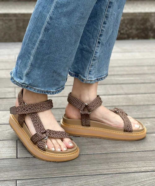 ASH(アッシュ)の「【UGO INTRECCIO】ベルトサンダル(サンダル・レディース・ブラック/ベージュ・35/37/36/38/39)」の9枚目の写真