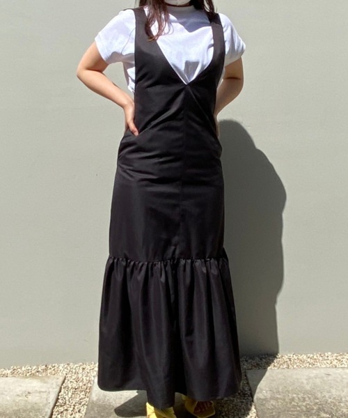 ECRIRE（エクリール）の「フレアジャンパースカート（ジャンパースカート・レディース・ブラック/オフホワイト・M/L）」の4枚目の写真