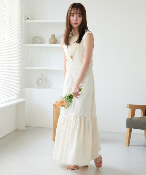 ECRIRE（エクリール）の「フレアジャンパースカート（ジャンパースカート・レディース・ブラック/オフホワイト・M/L）」の15枚目の写真