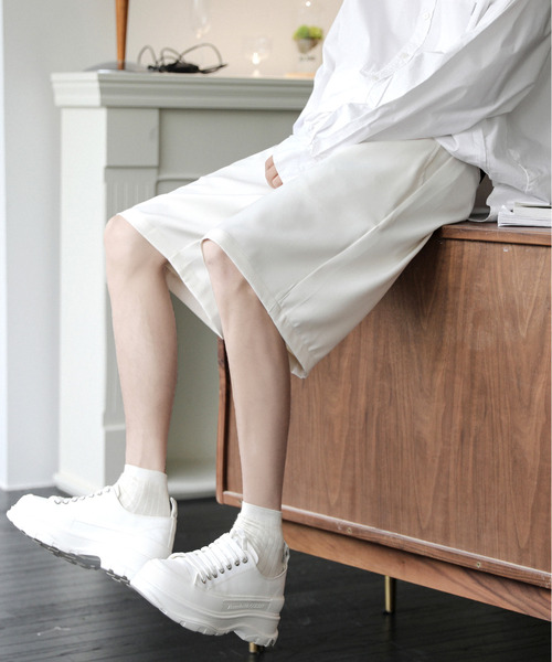 neos(ネオス)の「【neos -addictive design-】ワイドシルエット スラックス ハーフ タック パンツ(スラックス・メンズ・ブラック/チャコールグレー/ベージュ・MEDIUM/LARGE/X-LARGE)」の1枚目の写真