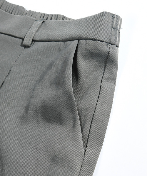 neos(ネオス)の「【neos -addictive design-】ワイドシルエット スラックス ハーフ タック パンツ(スラックス・メンズ・ブラック/チャコールグレー/ベージュ・MEDIUM/LARGE/X-LARGE)」の22枚目の写真