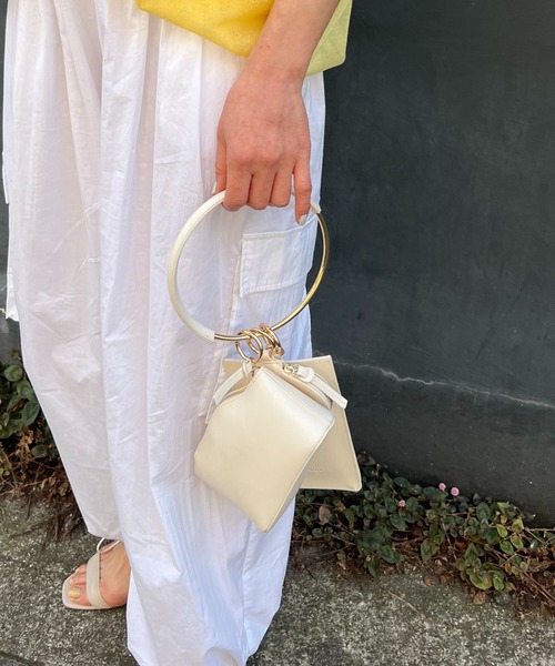 PAPILLONNER（パピヨネ）の「【OT】リングハンドルマルチバッグ/ケース（ハンドバッグ・レディース・ブラック/オフホワイト・FREE）」の9枚目の写真