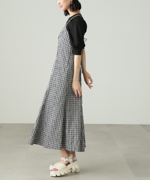 FREE'S MART（フリーズマート）の「◇[Sシリーズ対応]ワッシャーマーメイドキャミワンピース（ワンピース・レディース・ホワイト/ホワイト系その他/ブラック・SMALL/MEDIUM/X-SMALL）」の22枚目の写真