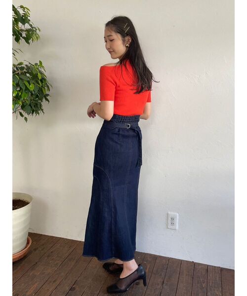 LAGUNAMOON（ラグナムーン）の「オープンショルダーニットプルオーバー（ニット/セーター・レディース・オレンジ/ブルー/アイボリー/ブラック・FREE）」の11枚目の写真