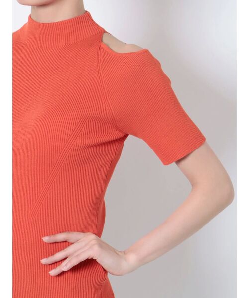 LAGUNAMOON（ラグナムーン）の「オープンショルダーニットプルオーバー（ニット/セーター・レディース・オレンジ/ブルー/アイボリー/ブラック・FREE）」の20枚目の写真