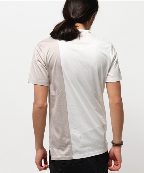 KATHARINE HAMNETT LONDON (キャサリンハムネットロンドン)の「BICOLOR ASYMMETRY CUT / バイカラーアシンメトリーカットTシャツ(Tシャツ/カットソー・メンズ・ホワイト/ネイビー・XL/L/M/S)」の4枚目の写真