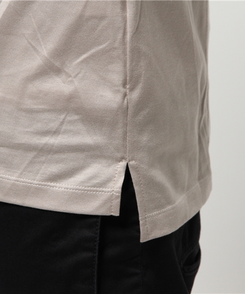 KATHARINE HAMNETT LONDON (キャサリンハムネットロンドン)の「BICOLOR ASYMMETRY CUT / バイカラーアシンメトリーカットTシャツ(Tシャツ/カットソー・メンズ・ホワイト/ネイビー・XL/L/M/S)」の7枚目の写真