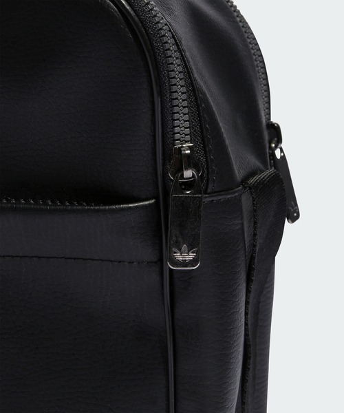 adidas（アディダス）の「アーカイブ エアライナーバッグ / アディダスオリジナルス adidas Originals（ショルダーバッグ・メンズ・ブラック・FREE）」の6枚目の写真