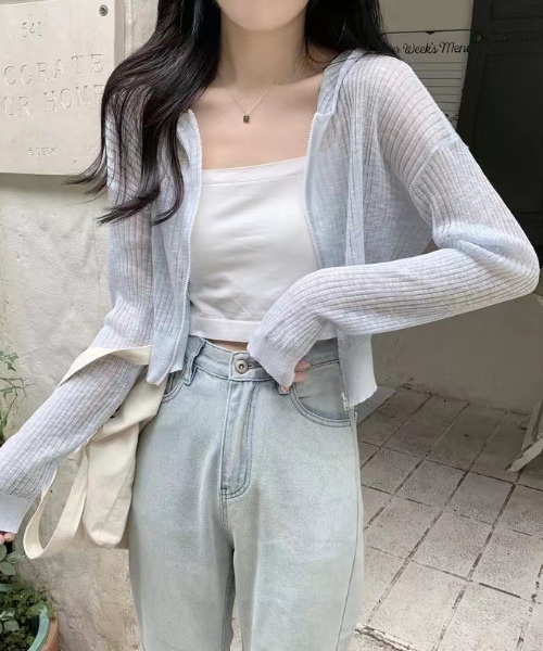 Sibra（シブラ）の「UVケア・接触冷感ショート丈カーディガン（カーディガン/ボレロ・レディース・パープル/ベージュ/ホワイト/ブルー/イエロー・M）」の3枚目の写真