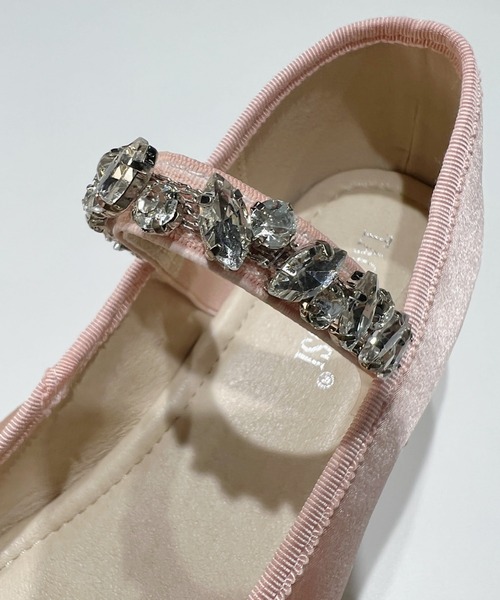 Loueme（ルエム）の「ビジューストラップバレエシューズ（バレエシューズ・レディース・アイボリー/ライトブルー/ピンク・23.5cm/24.5cm）」の7枚目の写真