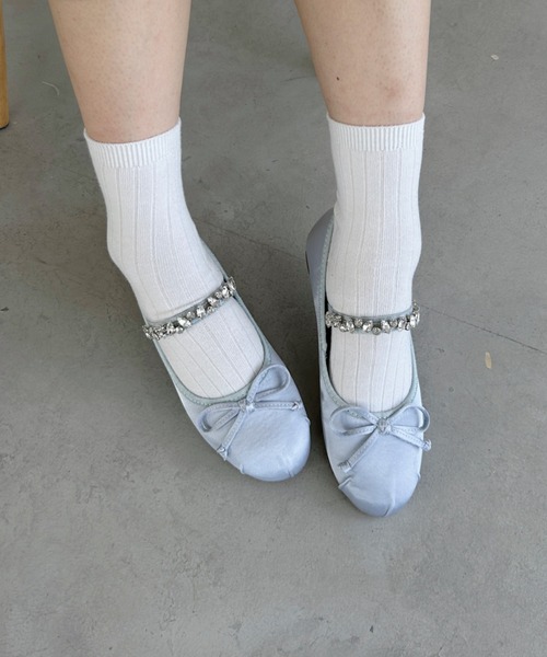 Loueme（ルエム）の「ビジューストラップバレエシューズ（バレエシューズ・レディース・アイボリー/ライトブルー/ピンク・23.5cm/24.5cm）」の13枚目の写真