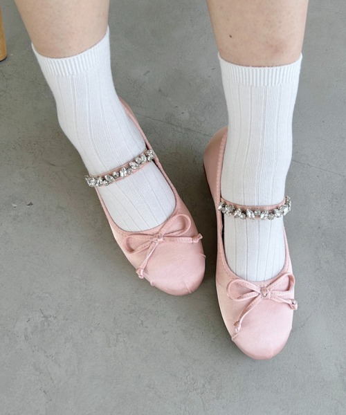 Loueme（ルエム）の「ビジューストラップバレエシューズ（バレエシューズ・レディース・アイボリー/ライトブルー/ピンク・23.5cm/24.5cm）」の16枚目の写真