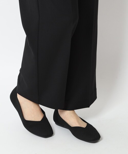 SHOO・LA・RUE（シューラルー）の「◆【高レビュー】洗えてサラサラ スクエアニットパンプス（パンプス・レディース・ブラウン系/レッド系1/ブルー/サンドベージュ/ブラック/キャメル/マスタード/ベージュ系その他6/ベージュ系その他2/ピンク系7/ブラック系2/イエロー系2/ブルー系その他4・25/45/35）」の15枚目の写真