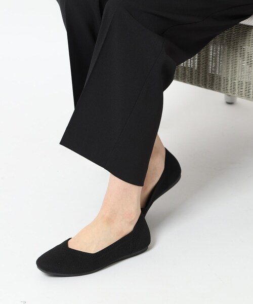 SHOO・LA・RUE（シューラルー）の「◆【高レビュー】洗えてサラサラ スクエアニットパンプス（パンプス・レディース・ブラウン系/レッド系1/ブルー/サンドベージュ/ブラック/キャメル/マスタード/ベージュ系その他6/ベージュ系その他2/ピンク系7/ブラック系2/イエロー系2/ブルー系その他4・25/45/35）」の17枚目の写真