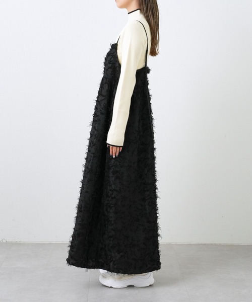 COLONY 2139(コロニートゥーワンスリーナイン)の「フリンジジャガードキャミワンピース(ワンピース・レディース・アイボリー/ブラック・FREE)」の6枚目の写真