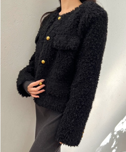 Olu.(オルドット)の「ポケットデザインボアアウター(ノーカラーコート・レディース・ベージュ/ブラック・FREE)」の12枚目の写真